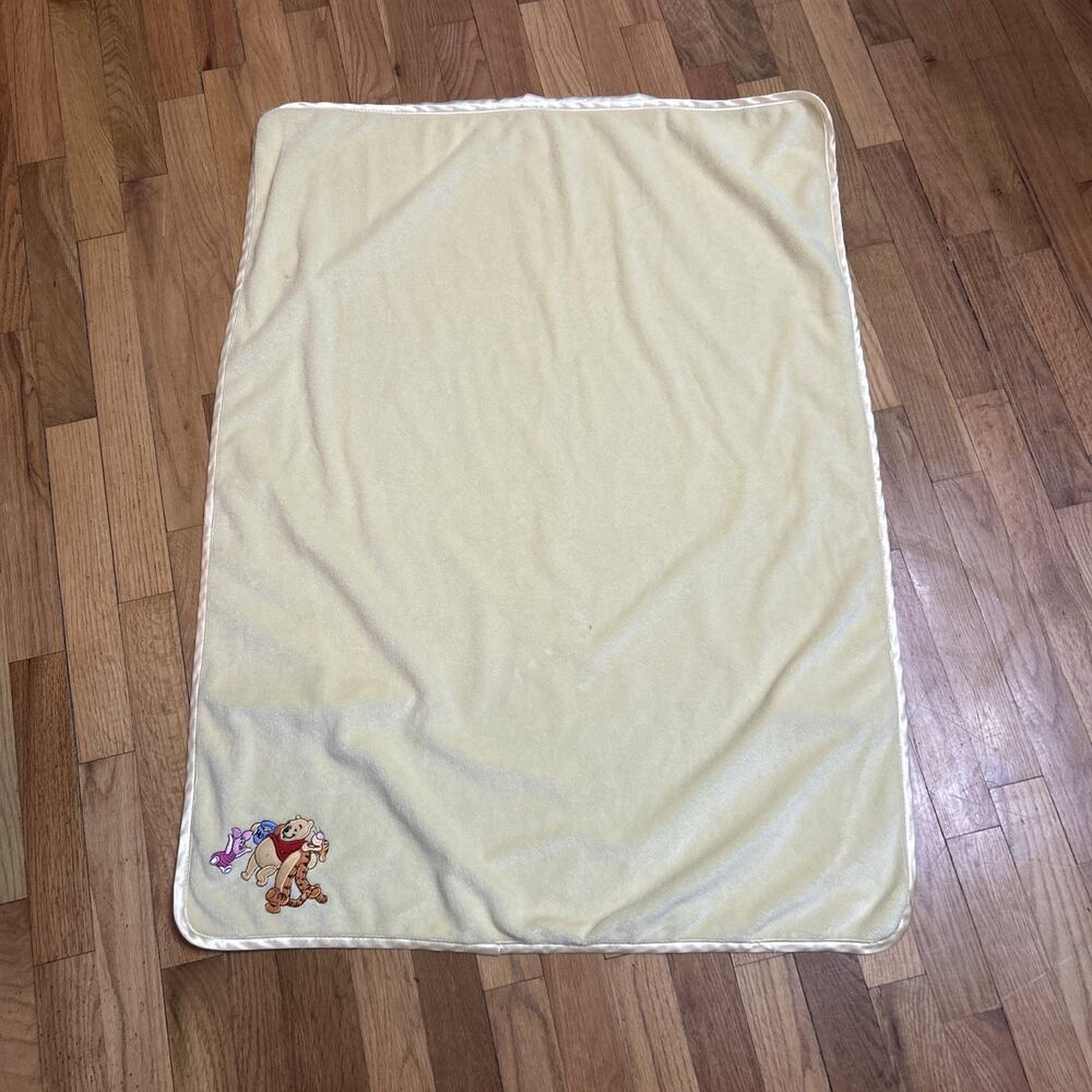 Disney Winnie Pooh Tigger Embroidered Y2K Vtg Baby Blanket Yellow Satin Flaws